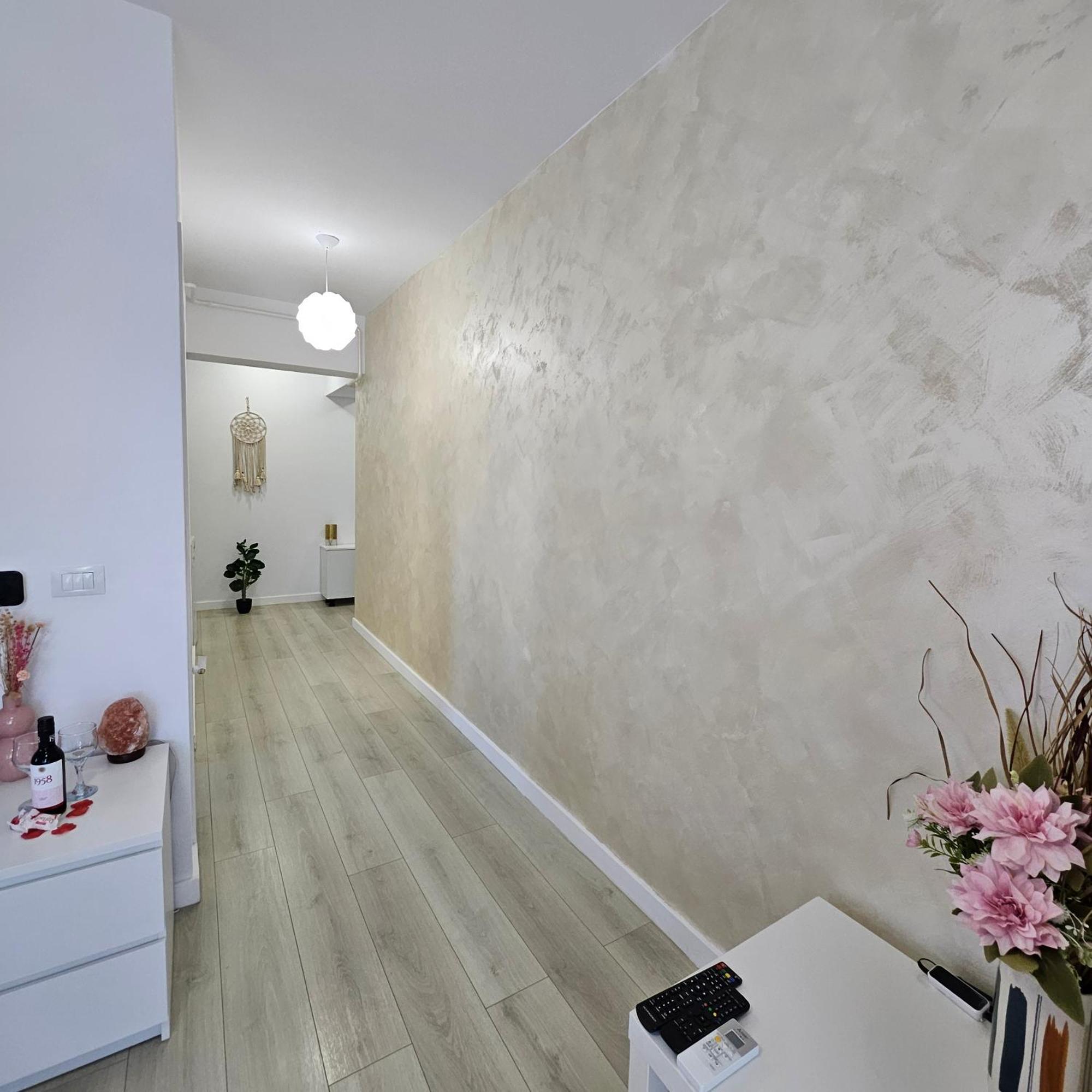 Rainbow Apartment Pink - Free Parking- Zona Spital Recuperare Iasi Exterior foto